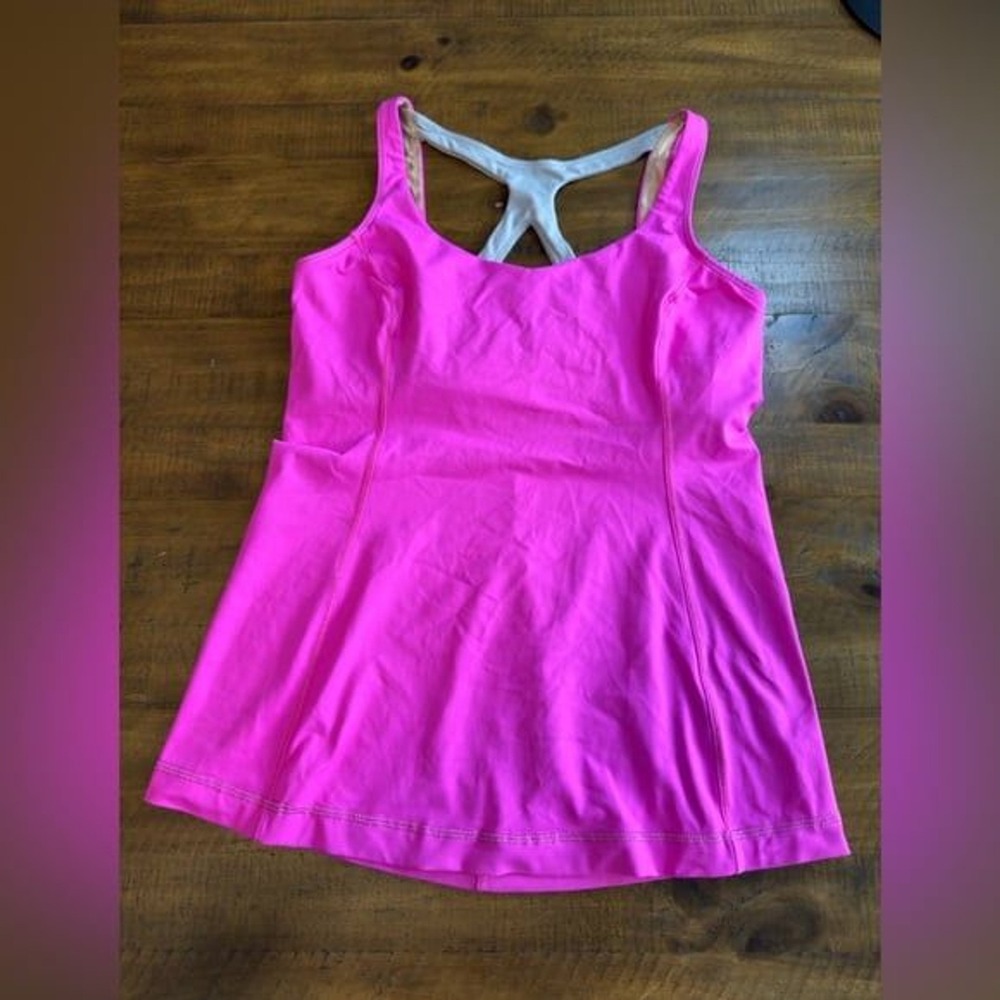 Lululemon Pow‎ Pink Metallic Silver Optimal Tank size 8 nwot